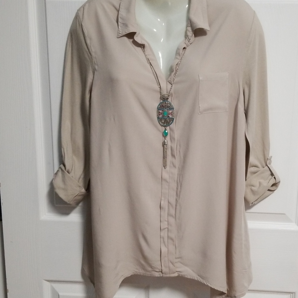 Style & Co Blouse with Necklace Size L Beige